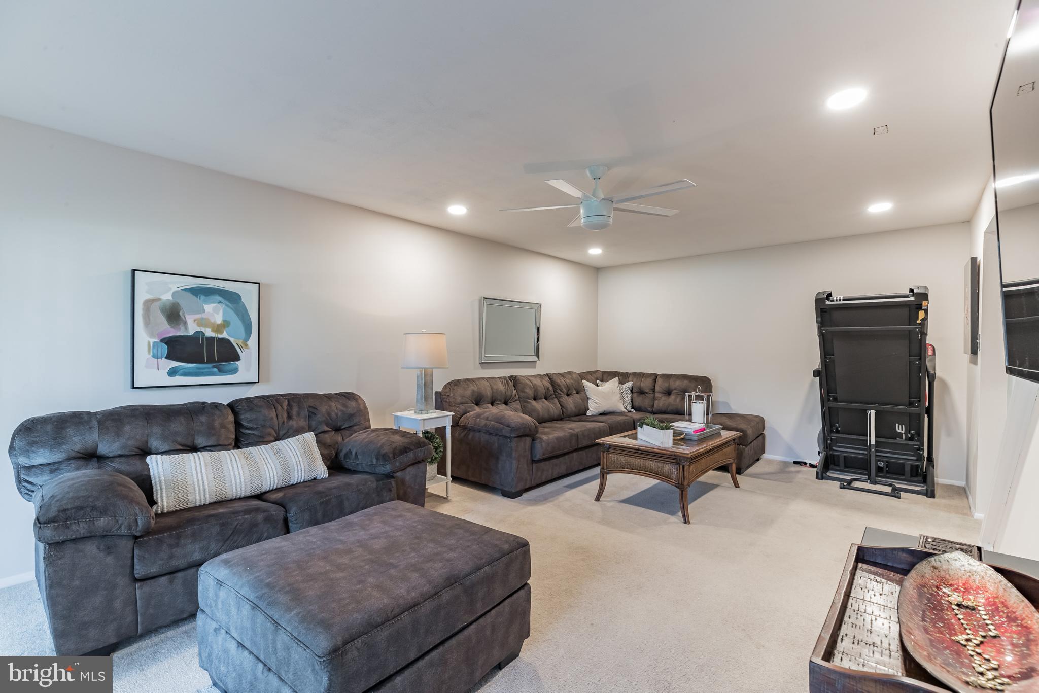 403 Raintree Lane Malvern, PA 19355 - Photo 10 of 25 Spacious Family Room