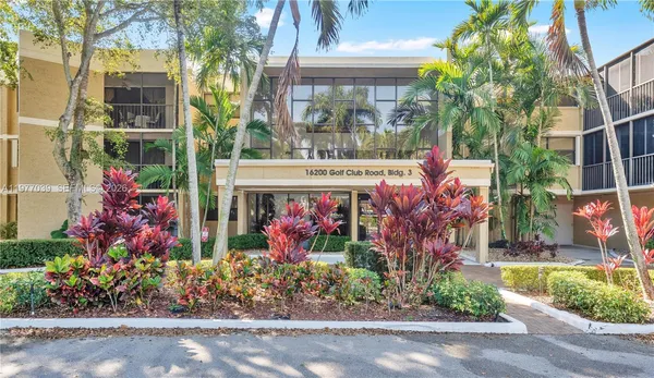 $340,000 | 16200 Golf Club Road, Unit 102, Weston, FL 33326