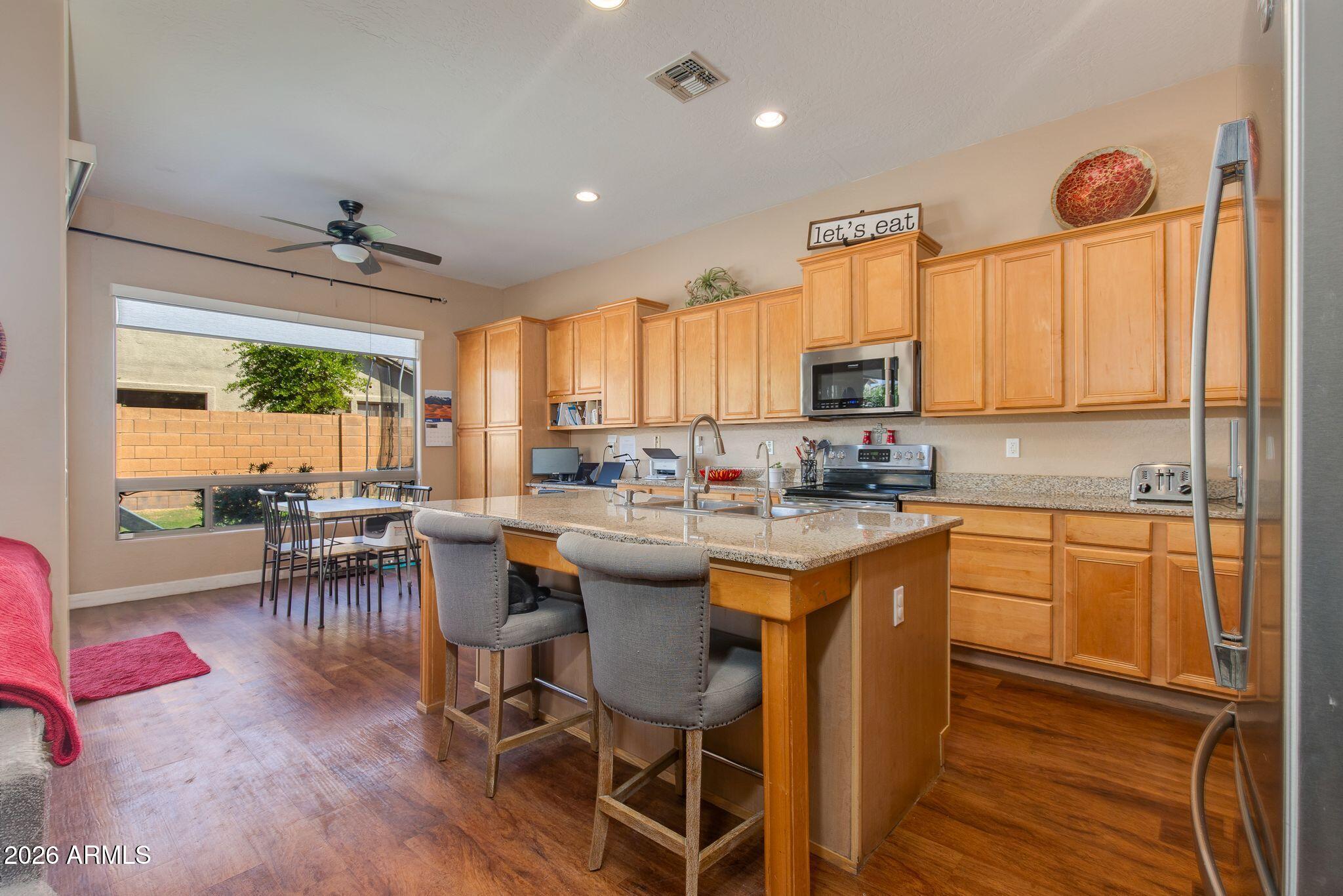 3002 West Sentinel Rock Road Phoenix, AZ 85086 - Photo 6 of 37 14-Sentinel Rock