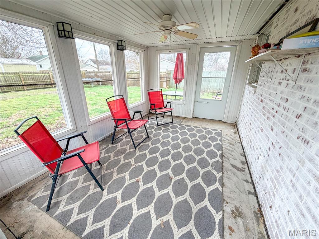 201 South Lake Street Mount Olive, IL 62069 - Photo 21 of 25