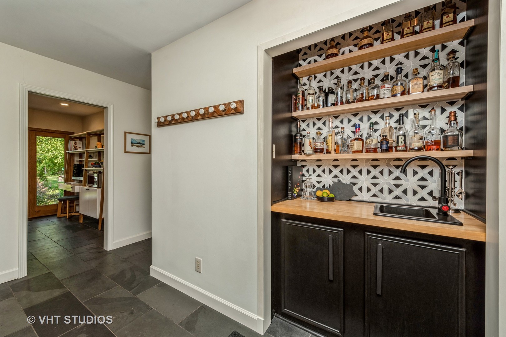 141 Big Oaks Road Trout Valley, IL 60013 - Photo 27 of 40