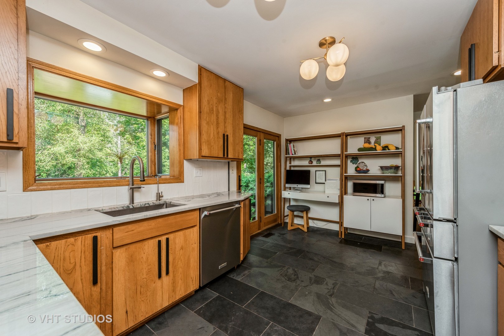 141 Big Oaks Road Trout Valley, IL 60013 - Photo 8 of 40