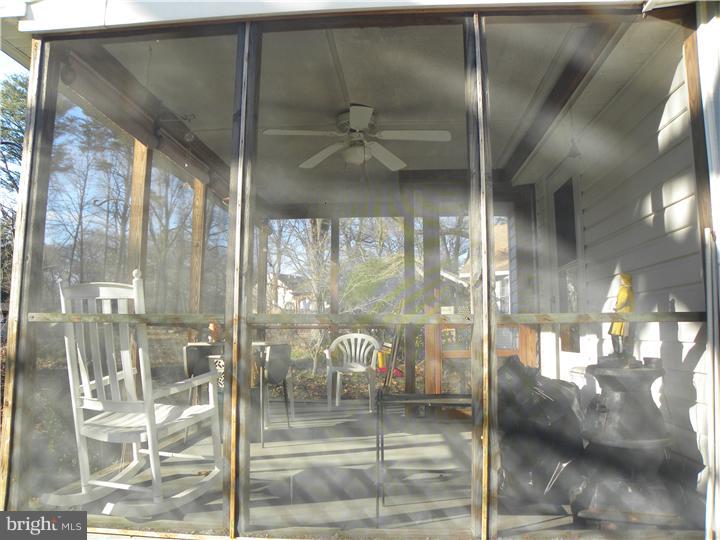 333 Sunset Road Barrington, NJ 08007 - Photo 20 of 24 Porch