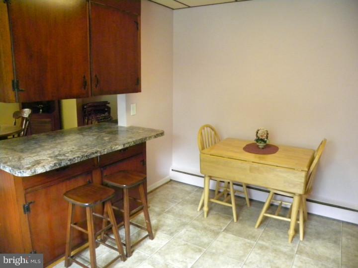 333 Sunset Road Barrington, NJ 08007 - Photo 7 of 24 Kitchen