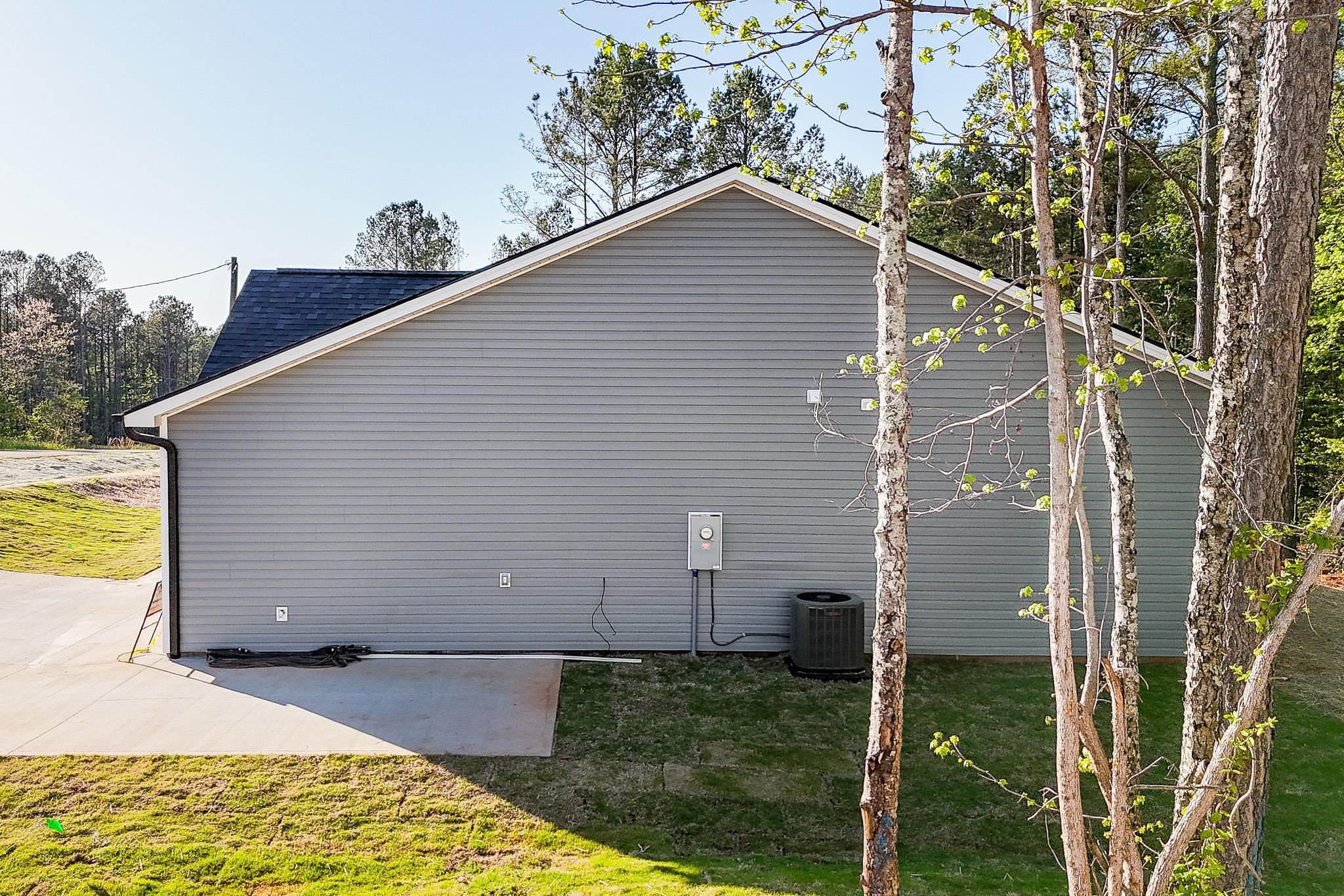 146 Susans Road Gaffney, SC 29341 - Photo 8 of 33