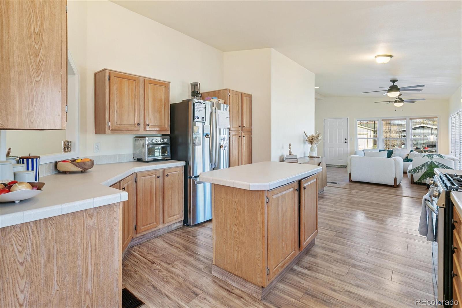 5768 Alcott Street Denver, CO 80221 - Photo 8 of 23