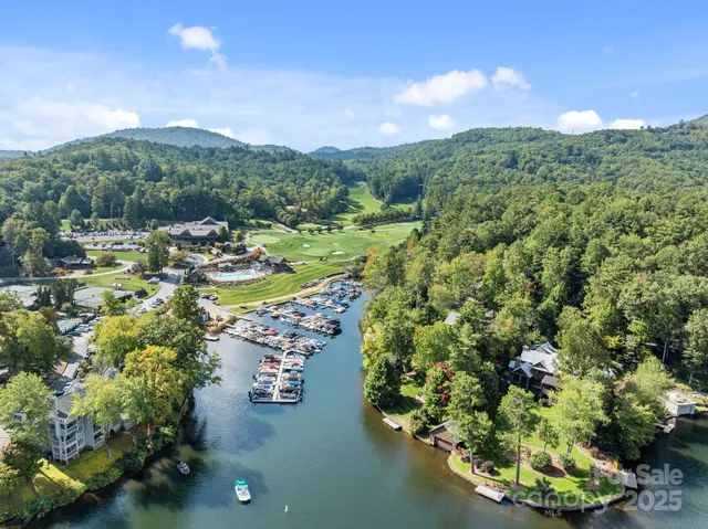 $5,790,000 | 95 Cardinal Drive, Lake Toxaway, NC 28747