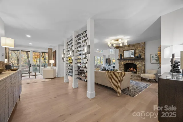 $5,790,000 | 95 Cardinal Drive, Lake Toxaway, NC 28747