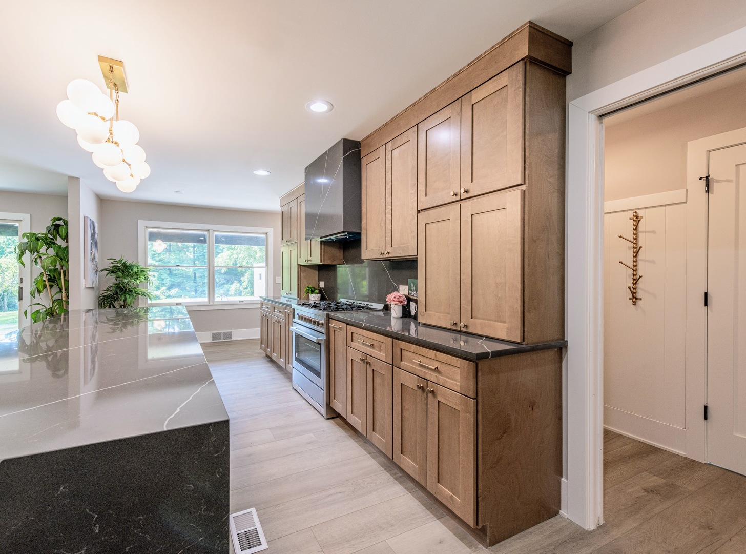 37W985 Binnie Road Dundee, IL 60118 - Photo 13 of 37 Gallery Image 13