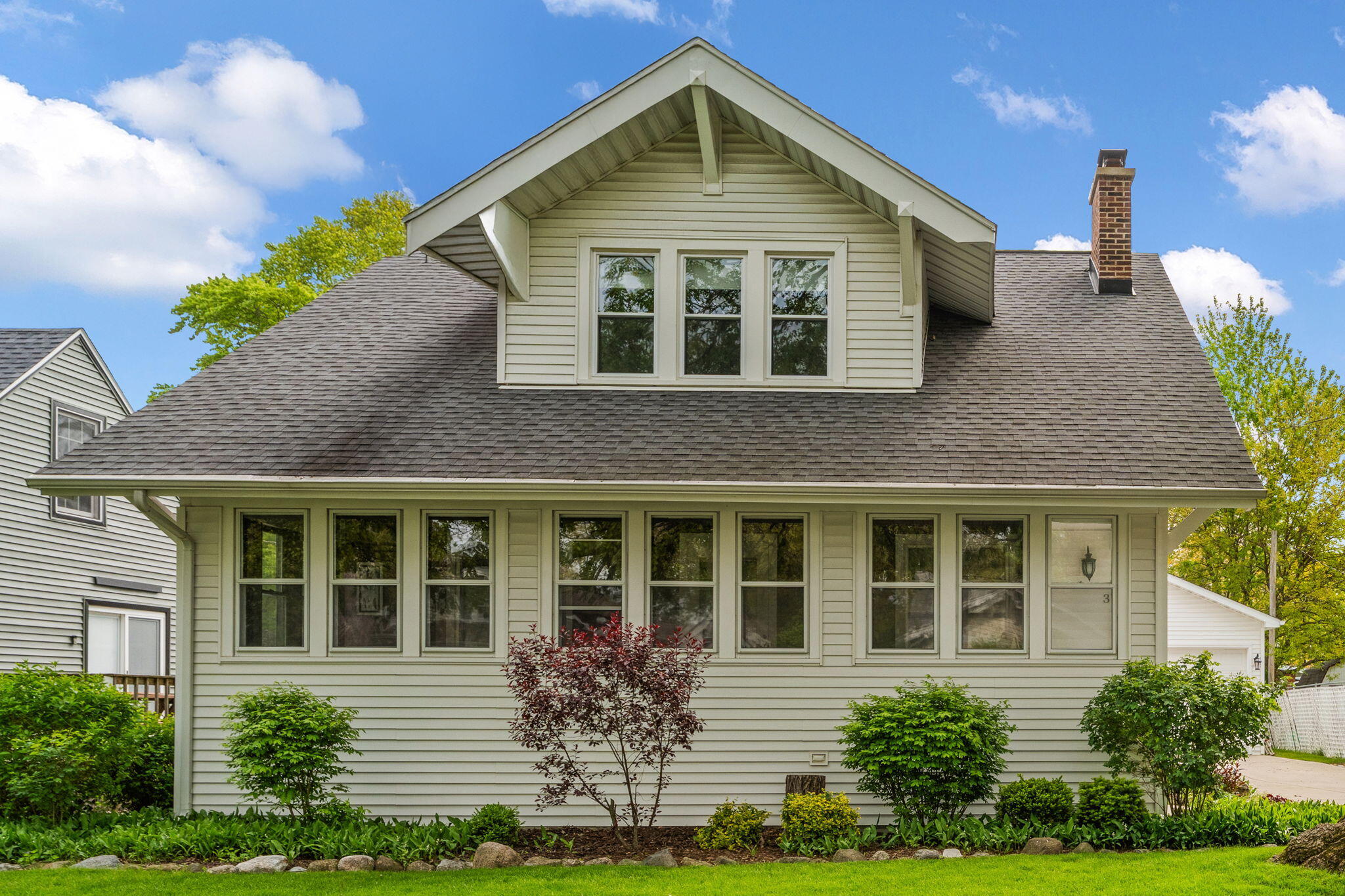 314 Hoffman Street Crown Point, IN 46307 - Photo 1 of 37 2048x1365