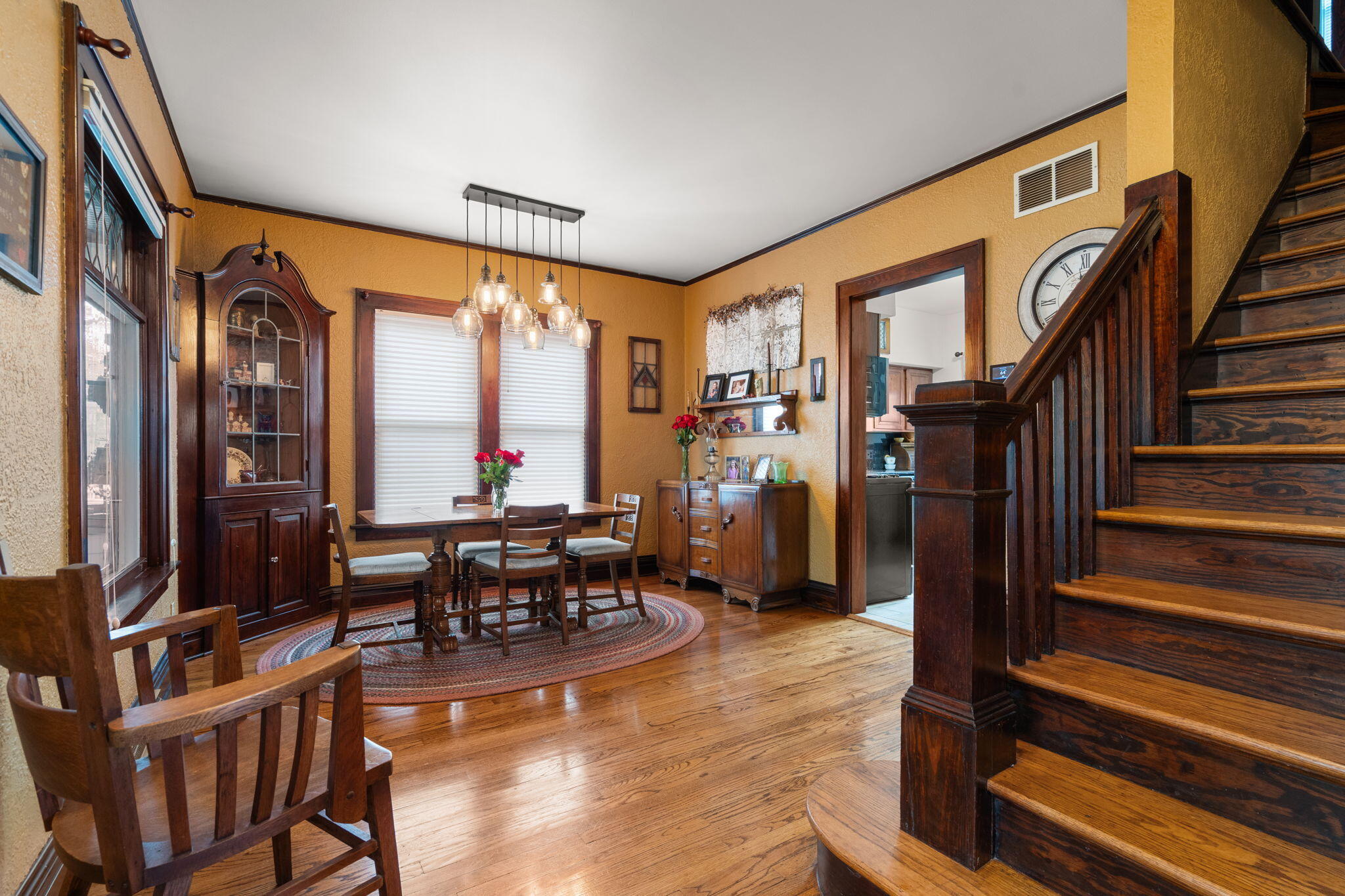 314 Hoffman Street Crown Point, IN 46307 - Photo 13 of 37 2048x1365