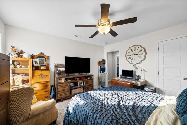 $2,250 | 1147 Charles Thomas Drive, Clarksville, TN 37042