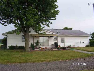 11466 North 550 West Decatur, IN 46733 - Photo 2 of 4