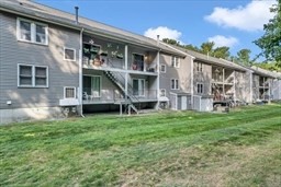 124 Tennis Plaza Road, Unit 40 Dracut, MA 01826 - Photo 29 of 36