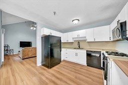 124 Tennis Plaza Road, Unit 40 Dracut, MA 01826 - Photo 9 of 36