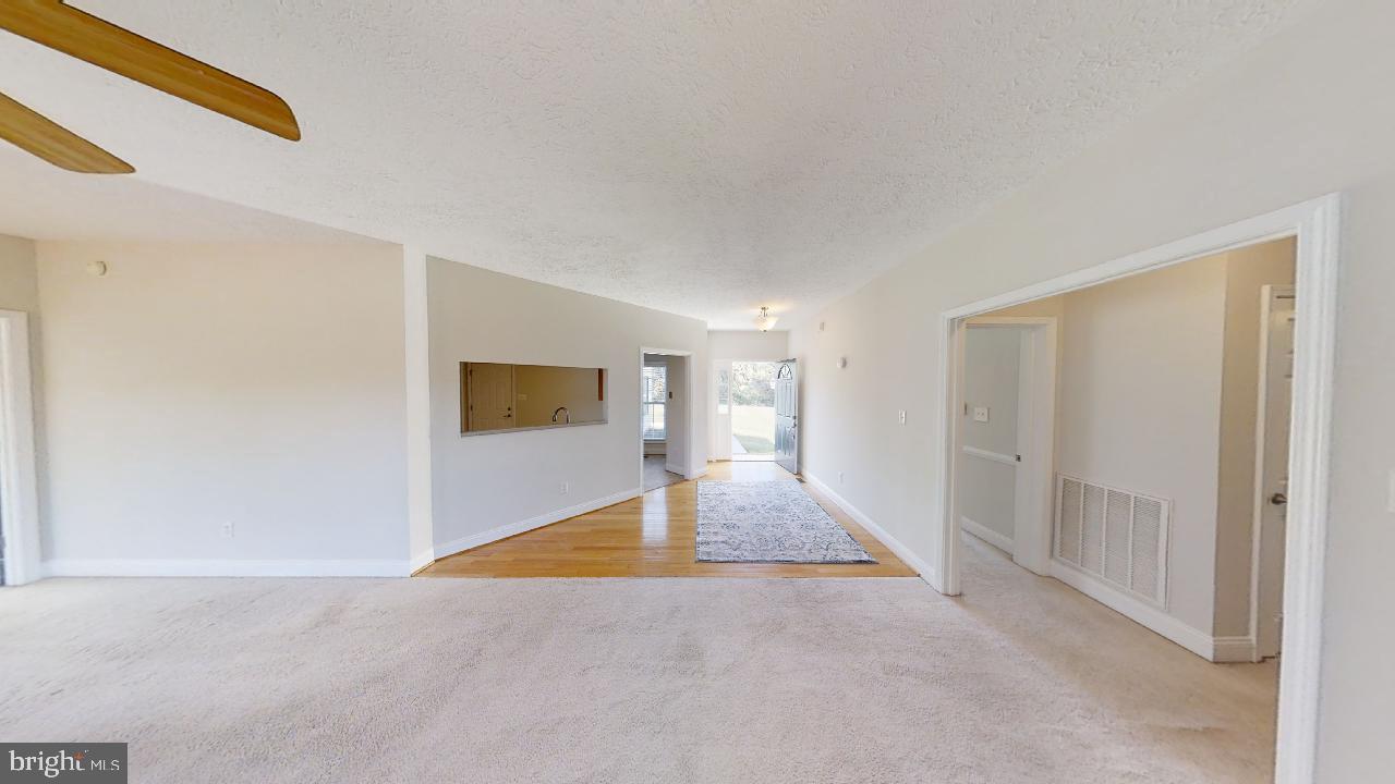 10717 Mt Sharon Road Orange, VA 22960 - Photo 10 of 44 view to front door from living area
