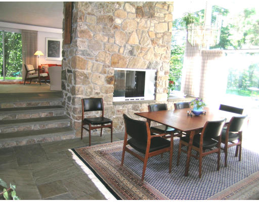89 Woodridge Road Wayland, MA 01778 - Photo 3 of 7 Gallery Image 3