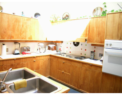 89 Woodridge Road Wayland, MA 01778 - Photo 6 of 7 Gallery Image 6