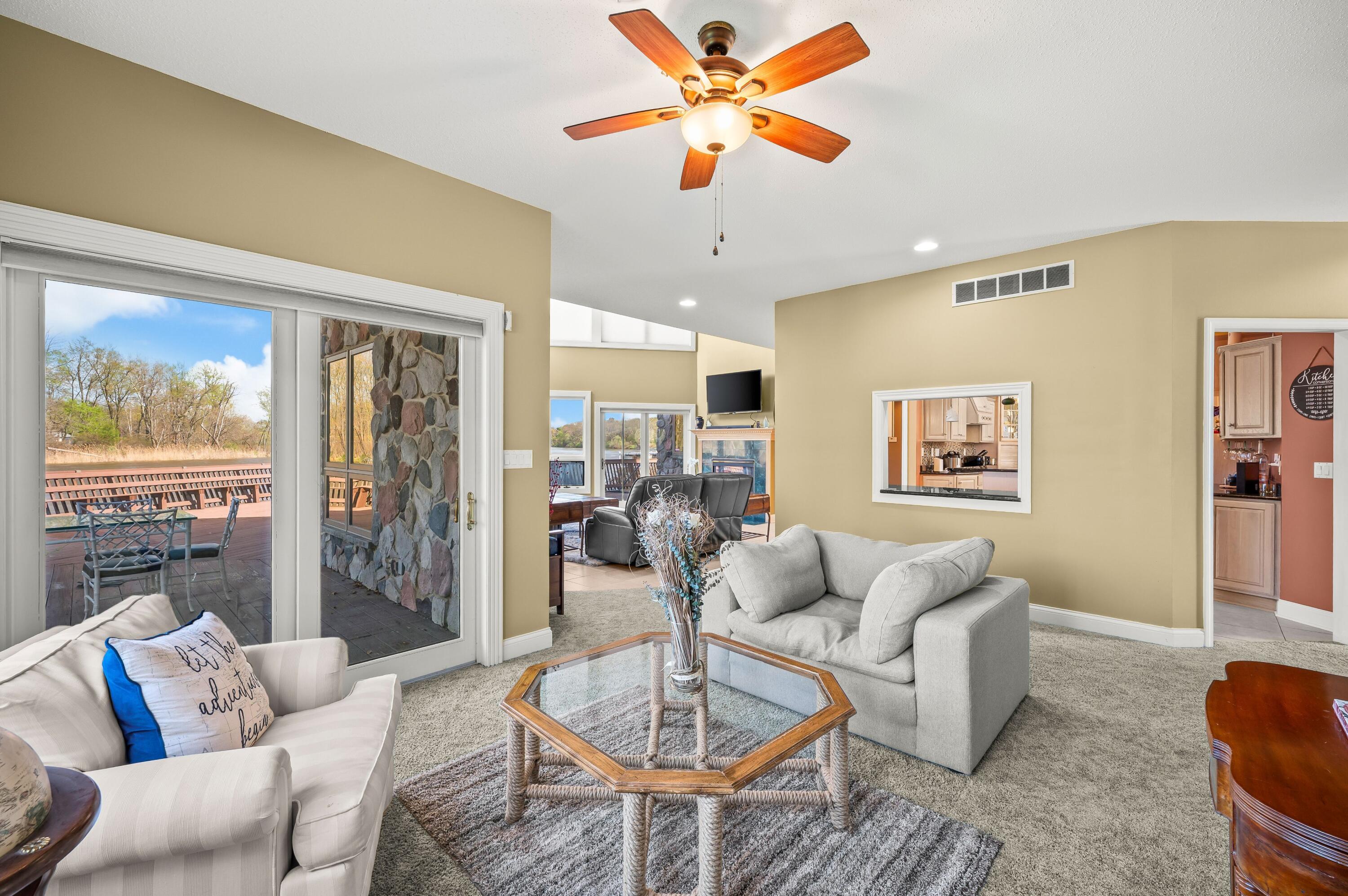2349 Riverside Pointe Drive St. Joseph, MI 49085 - Photo 23 of 74 25DSC_7570
