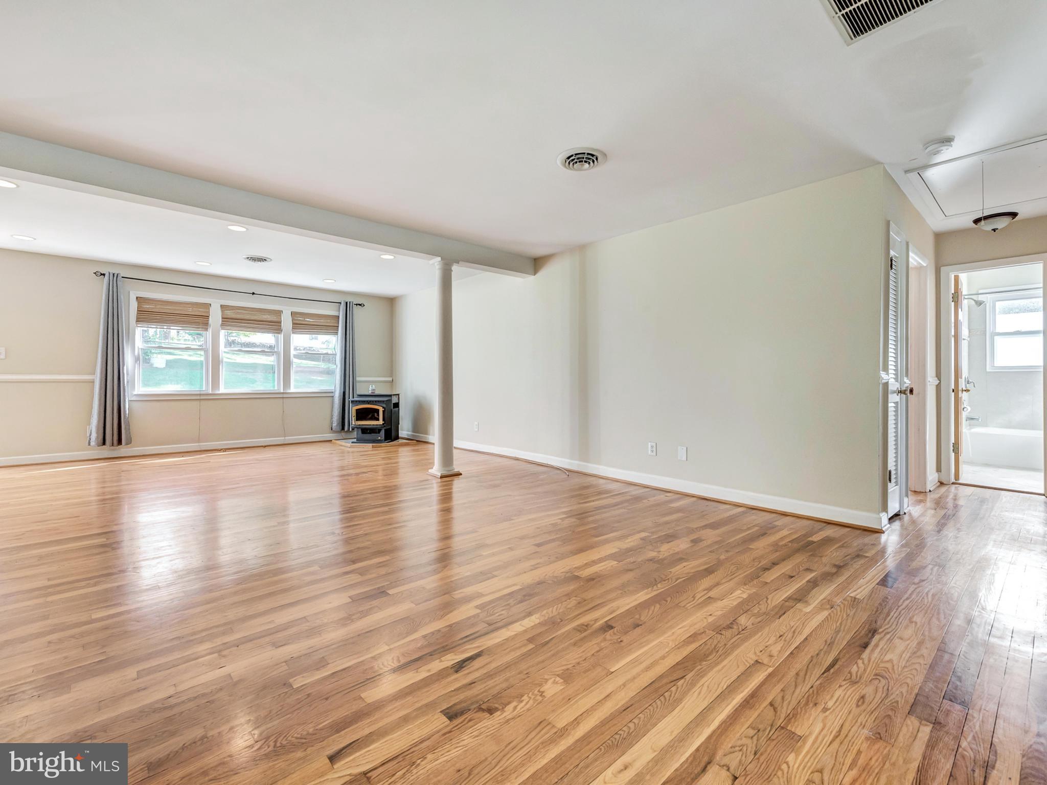 3012 Michael Road Mount Airy, MD 21771 - Photo 5 of 30 Family Room