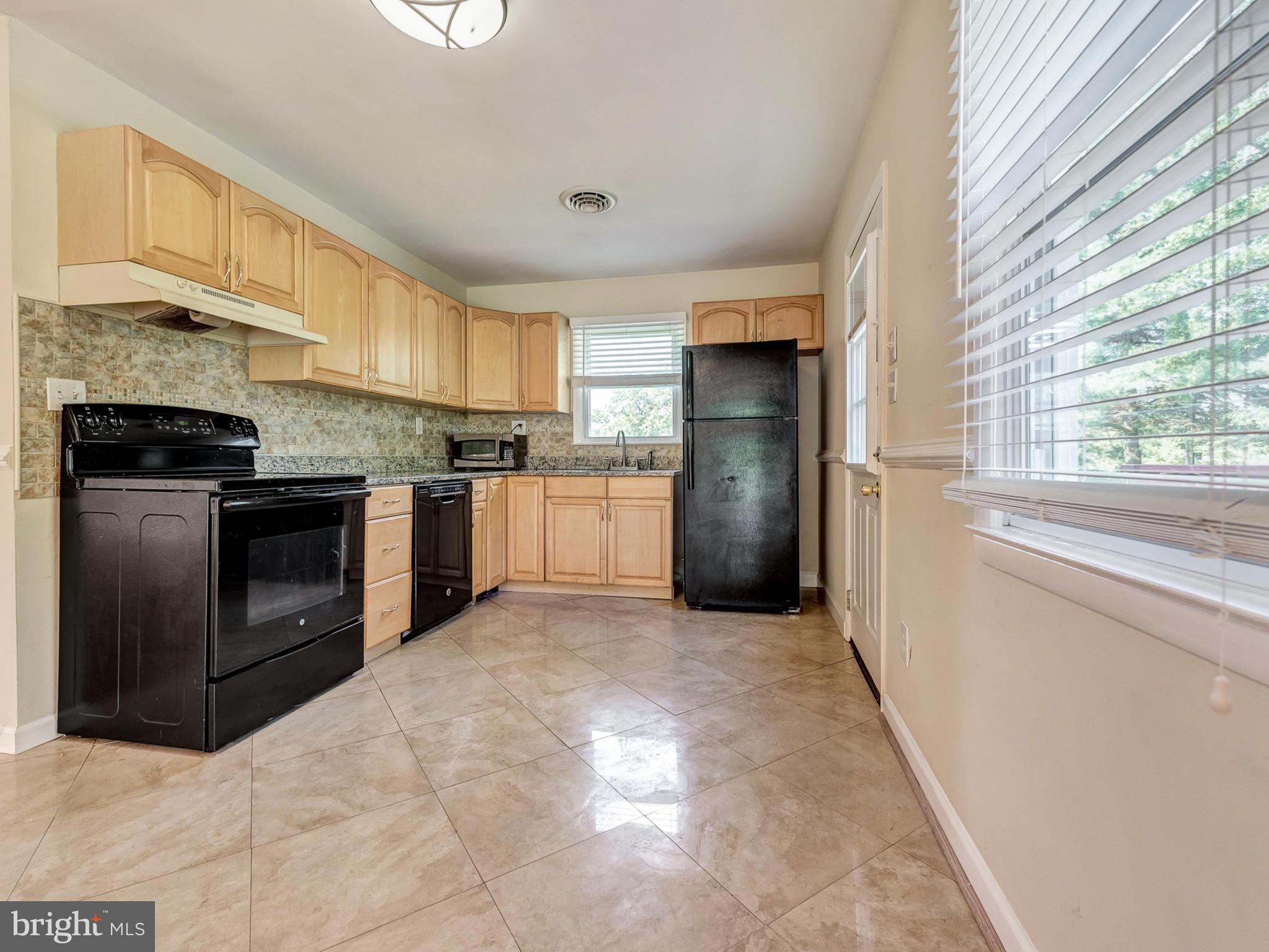 3012 Michael Road Mount Airy, MD 21771 - Photo 6 of 30 Kitchen