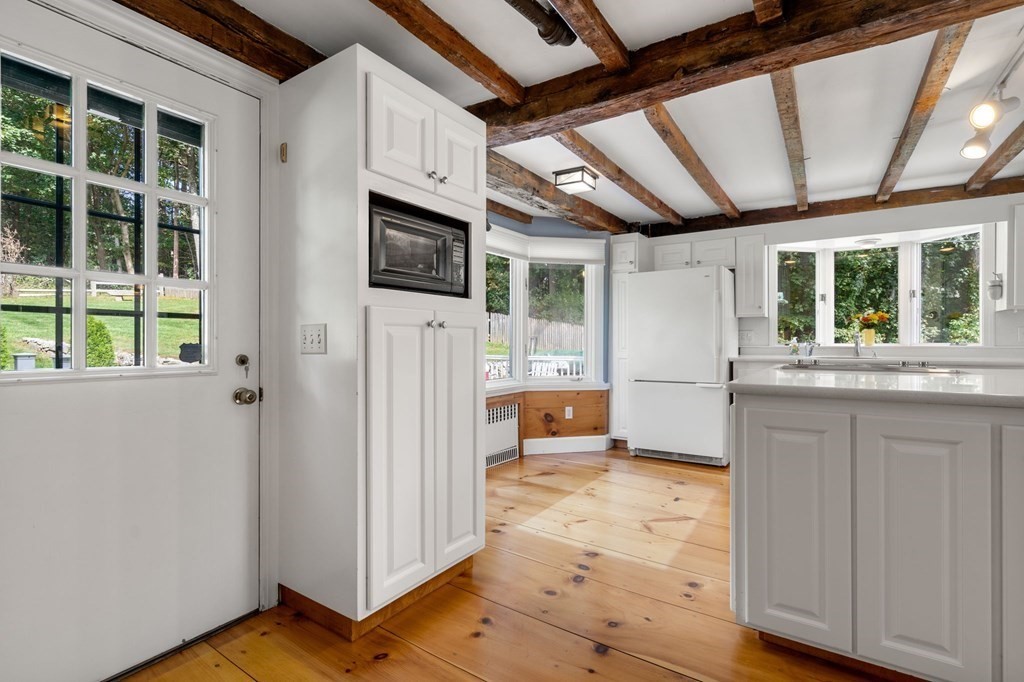 45 Winch Street Framingham, MA 01701 - Photo 18 of 40 a very nice looking room with a large window
