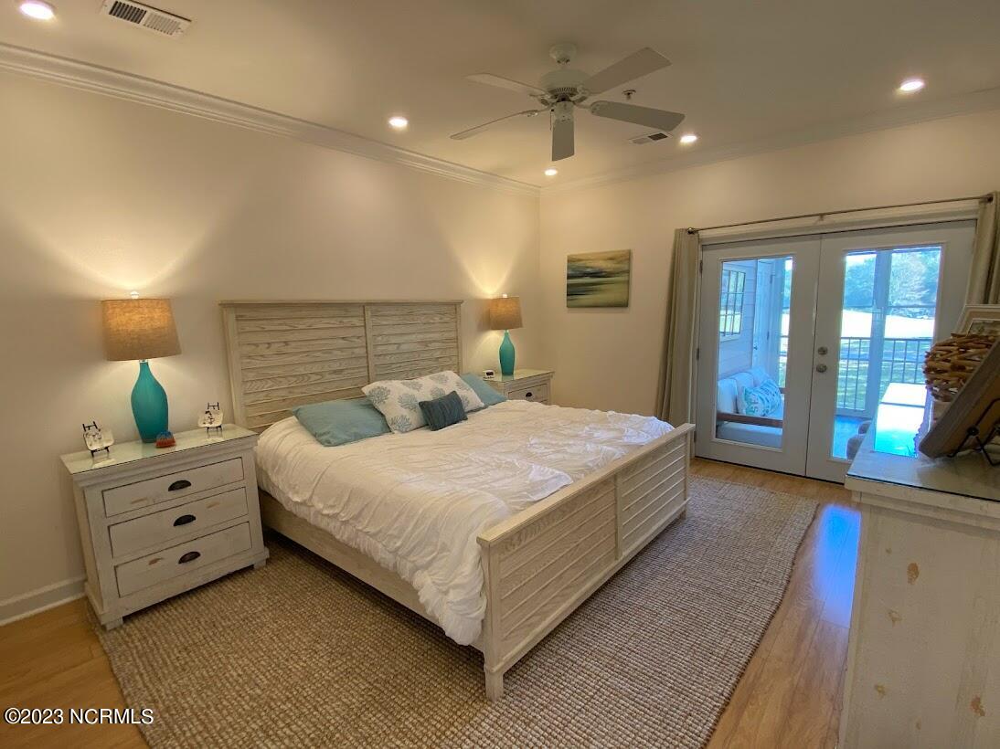 182 Clubhouse Road, Unit 2 Sunset Beach, NC 28468 - Photo 16 of 38 Lincoln Owner Suite 1