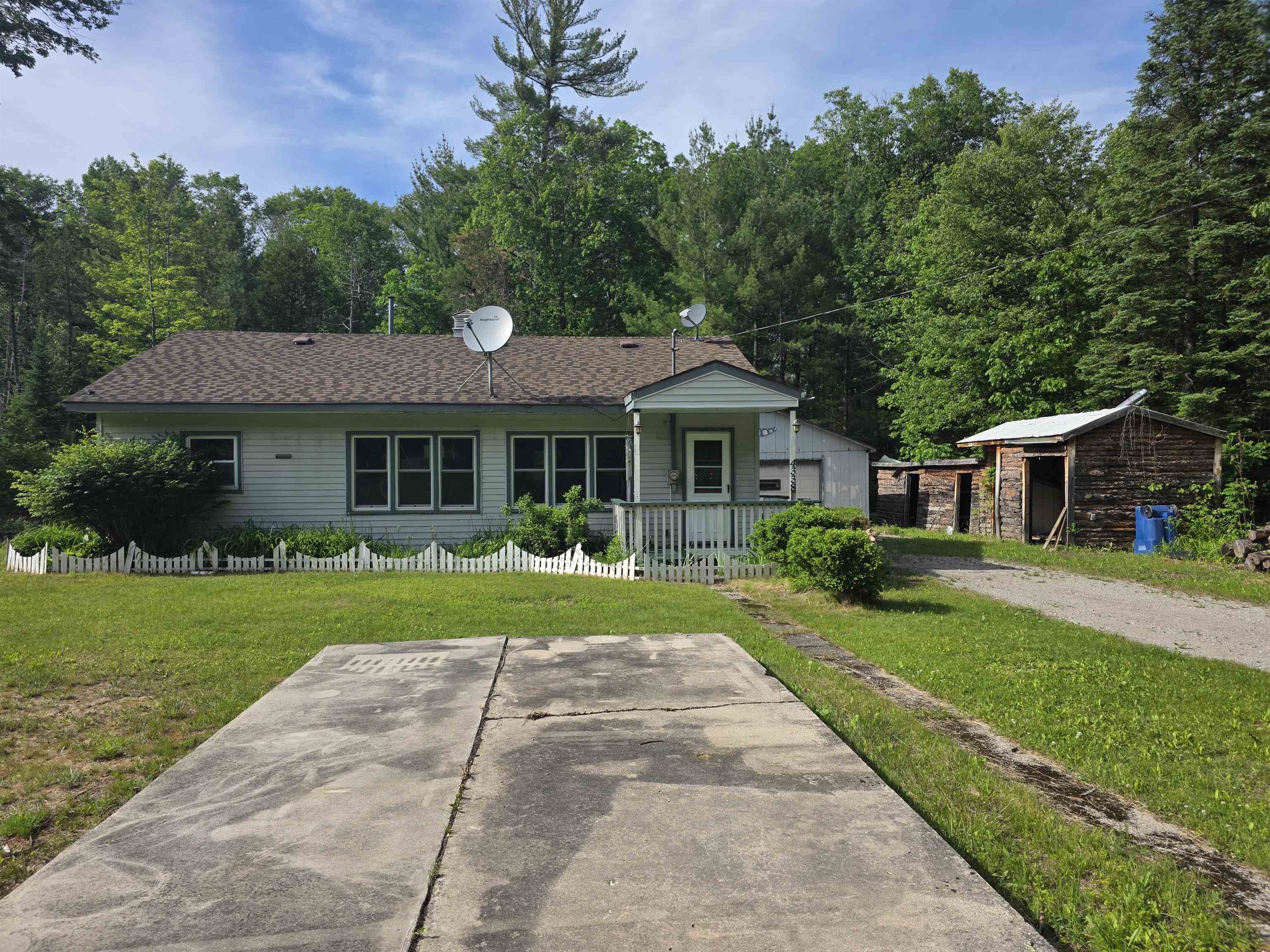 4338 Loud Dam Road Glennie, MI 48737 - Photo 5 of 22