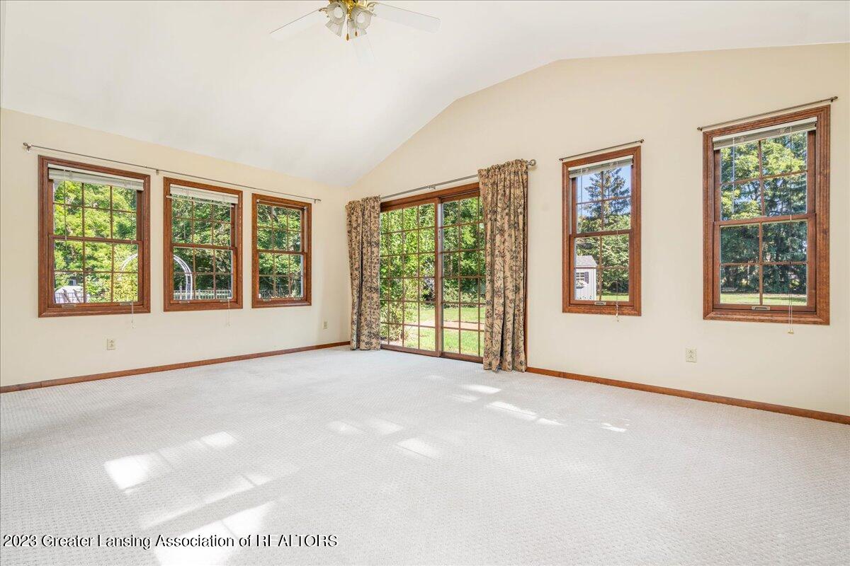 1910 Tomahawk Road Okemos, MI 48864 - Photo 13 of 30 19-Media Jett-27
