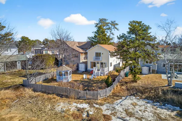 $699,000 | 18 Camp Ellis Avenue, Saco, ME 04072