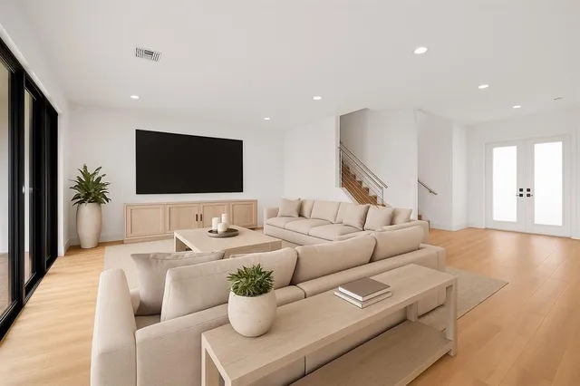 $7,900 | 1446 Southwest 23rd Street, Fort Lauderdale, FL 33315