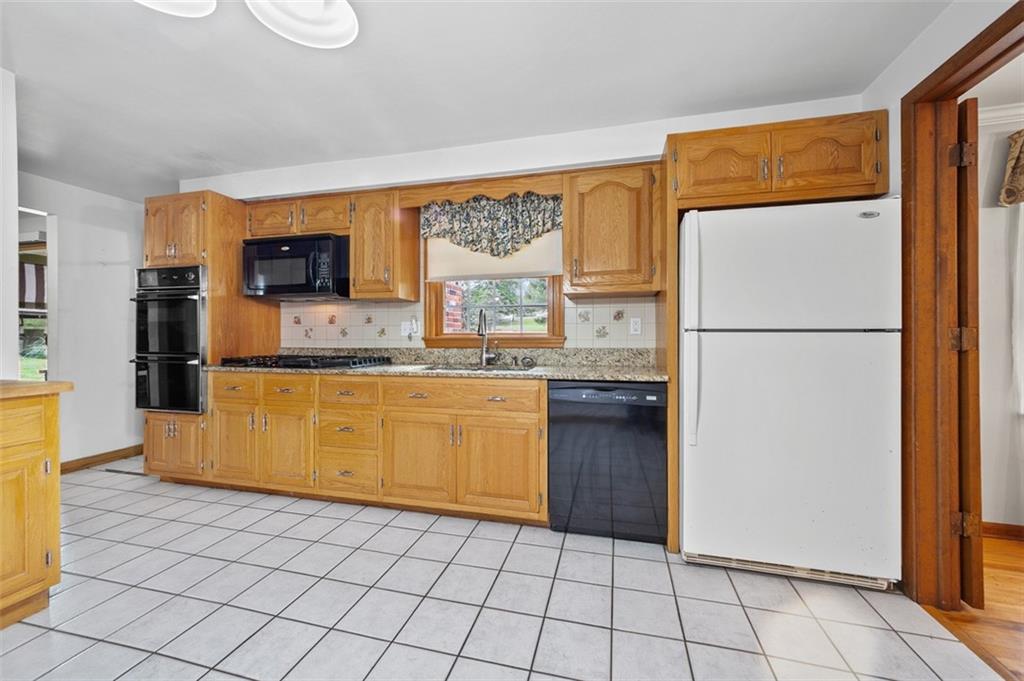 4032 Sardis Road Murrysville, PA 15668 - Photo 22 of 41 Gallery Image 22
