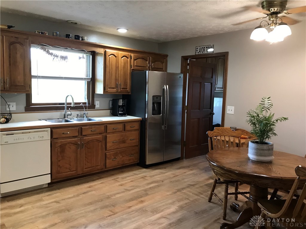 2285 Fenner Road Troy, OH 45373 - Photo 14 of 32