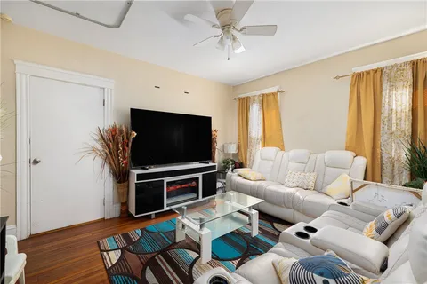 $699,900 | 70 Florida Avenue, Cranston, RI 02920