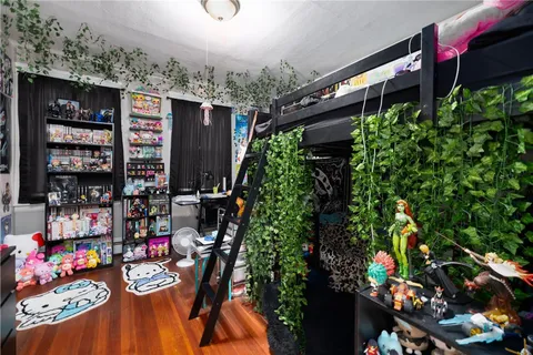 $699,900 | 70 Florida Avenue, Cranston, RI 02920