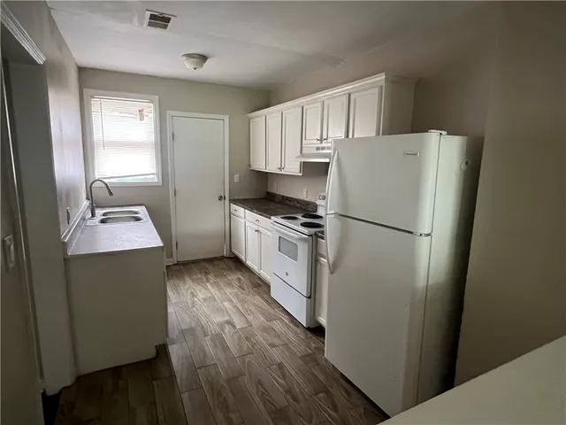 $1,300 | 3667 Wylly Avenue, Brunswick, GA 31520