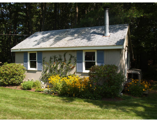 15 Gloria Road Georgetown, MA 01833 - Photo 20 of 23 Gallery Image 20