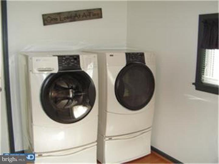 381 Quinton Hancocks Bridge Road Salem, NJ 08079 - Photo 11 of 25 Laundry Room
