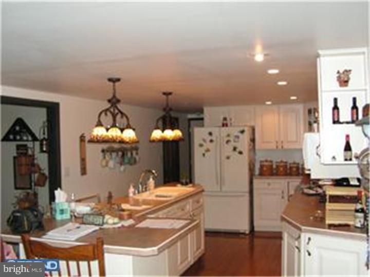 381 Quinton Hancocks Bridge Road Salem, NJ 08079 - Photo 8 of 25 Kitchen