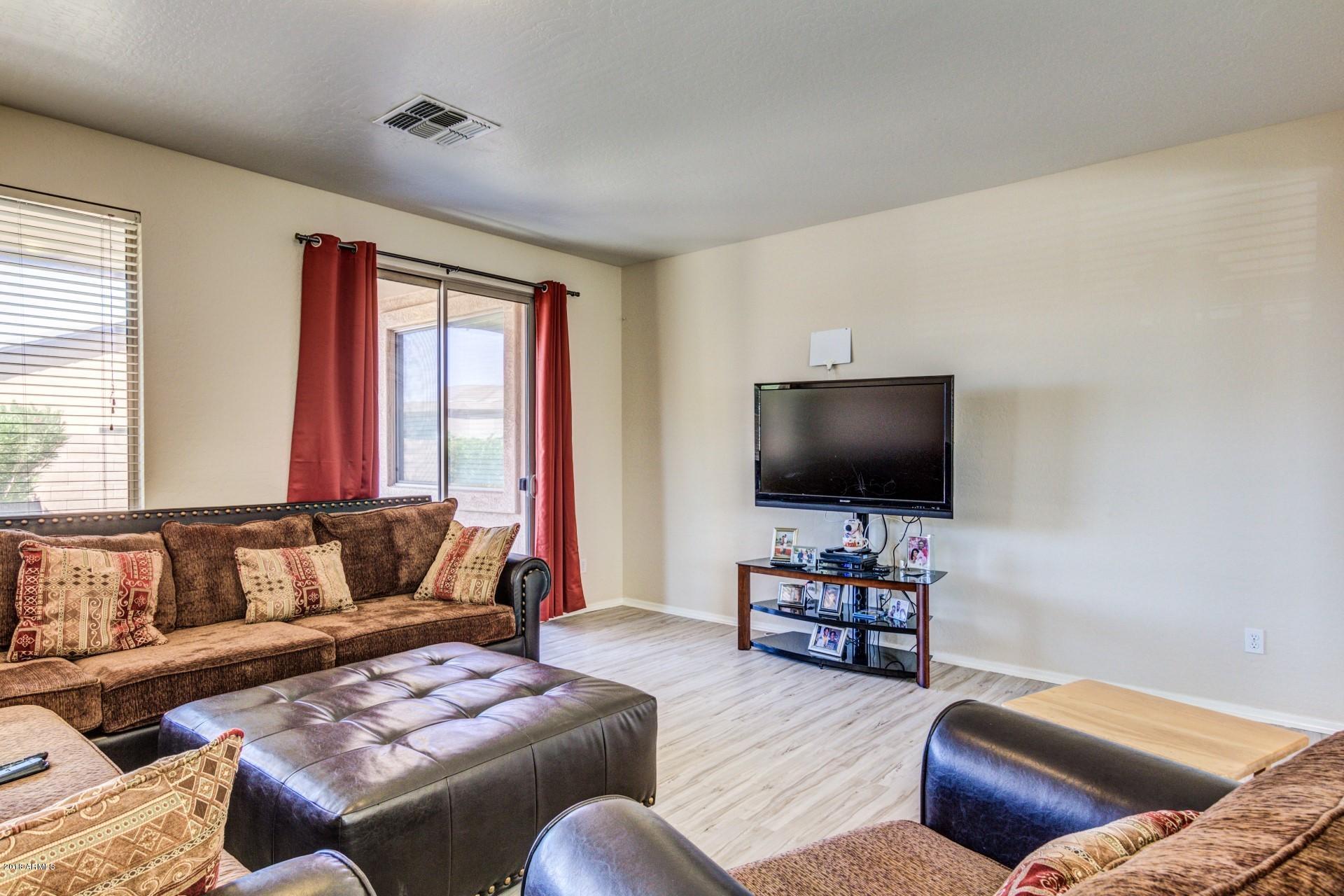 2928 West Shumway Farm Road Phoenix, AZ 85041 - Photo 14 of 28 Family Room II