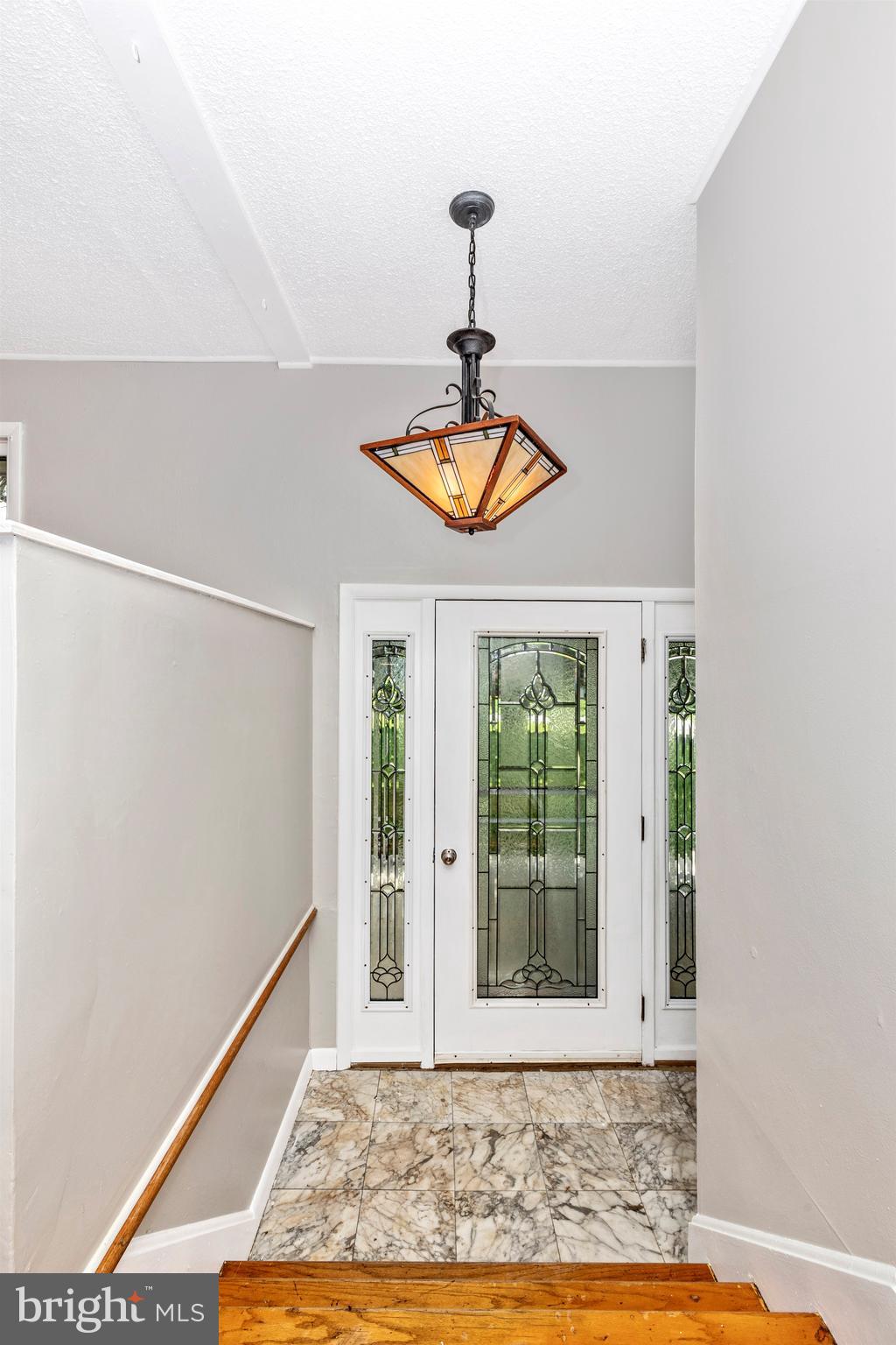 8411 Stonehouse Road Frederick, MD 21702 - Photo 2 of 42