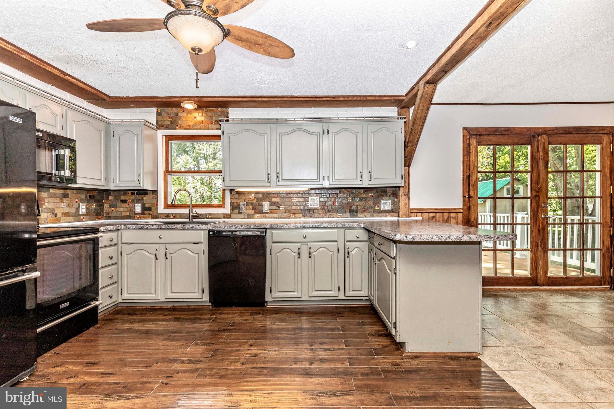 8411 Stonehouse Road Frederick, MD 21702 - Photo 7 of 42