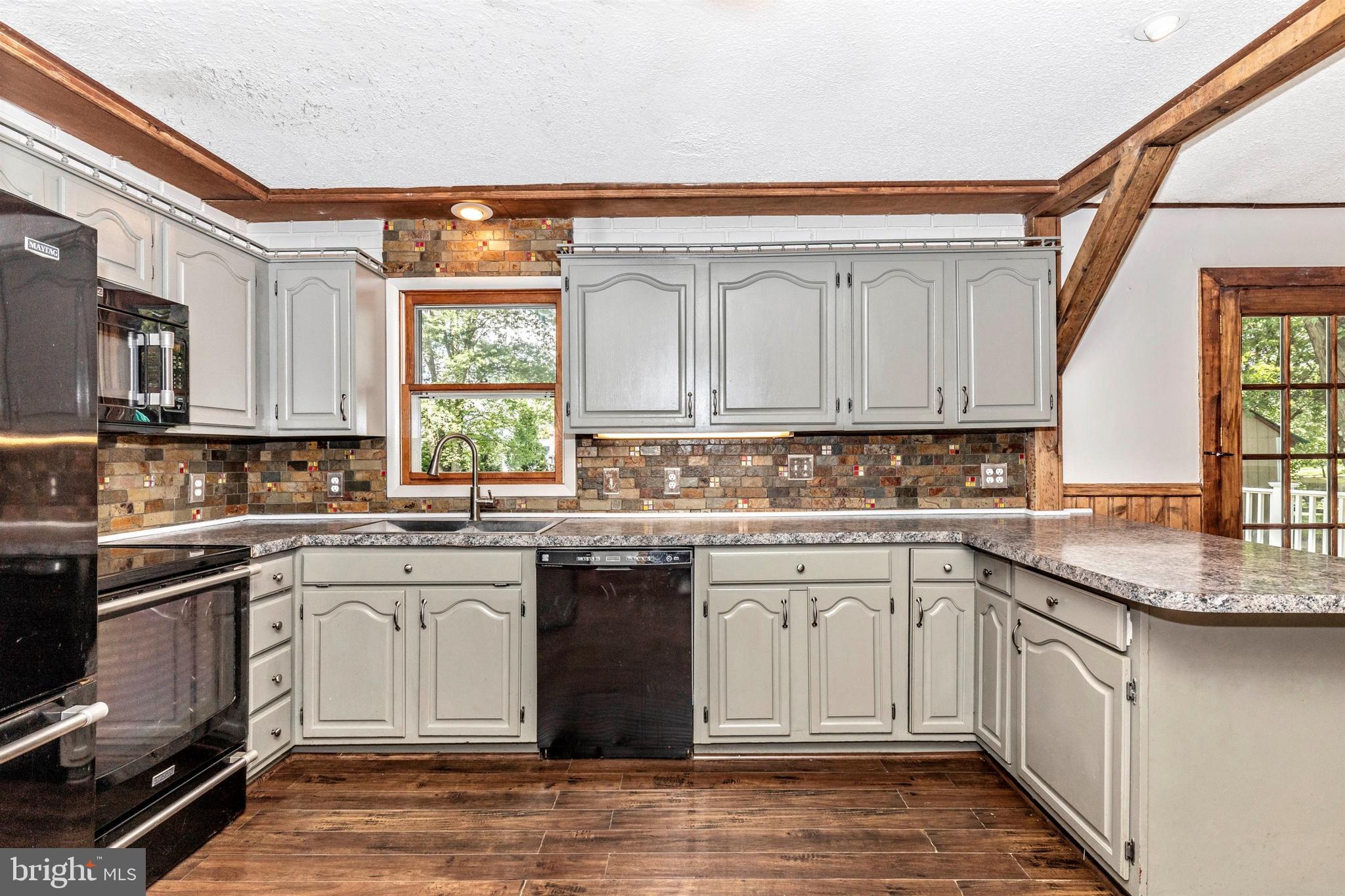 8411 Stonehouse Road Frederick, MD 21702 - Photo 8 of 42
