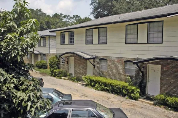 $1,150 | 1734 Hartsfield Road, Unit D, Tallahassee, FL 32303