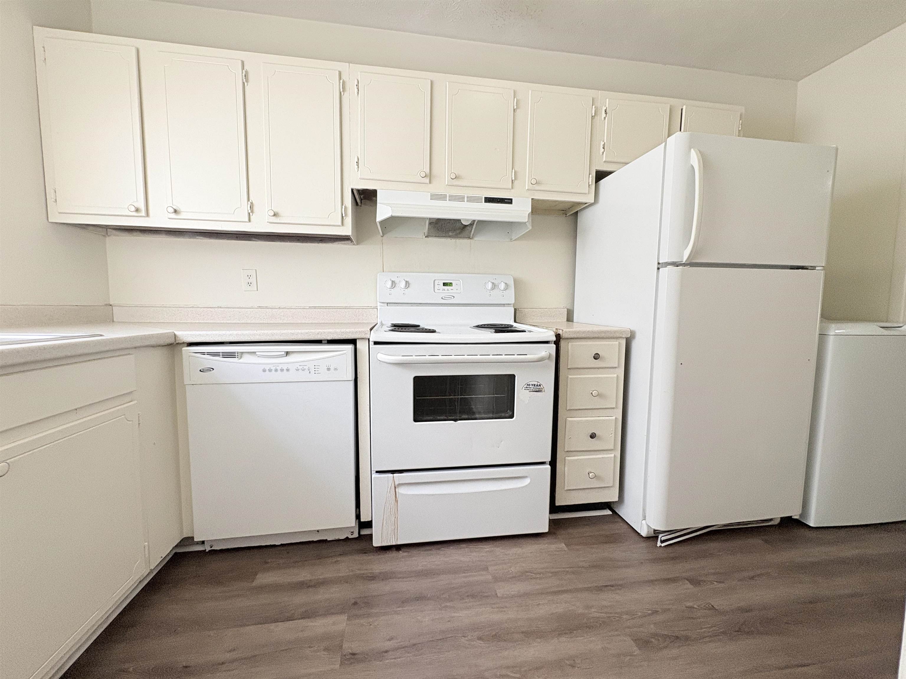 1734 Hartsfield Road, Unit D Tallahassee, FL 32303 - Photo 3 of 14