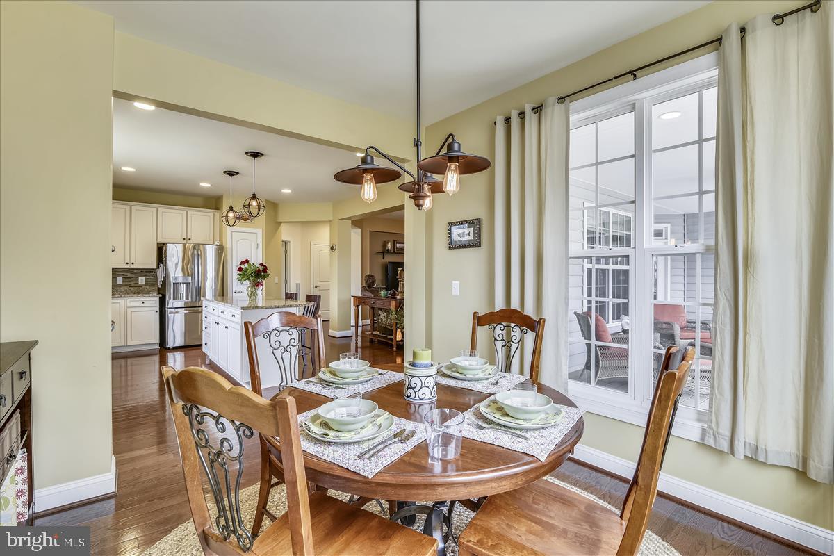 4431 Spring Run Road Warrenton, VA 20187 - Photo 12 of 71 Breakfast room looking into kitchen
