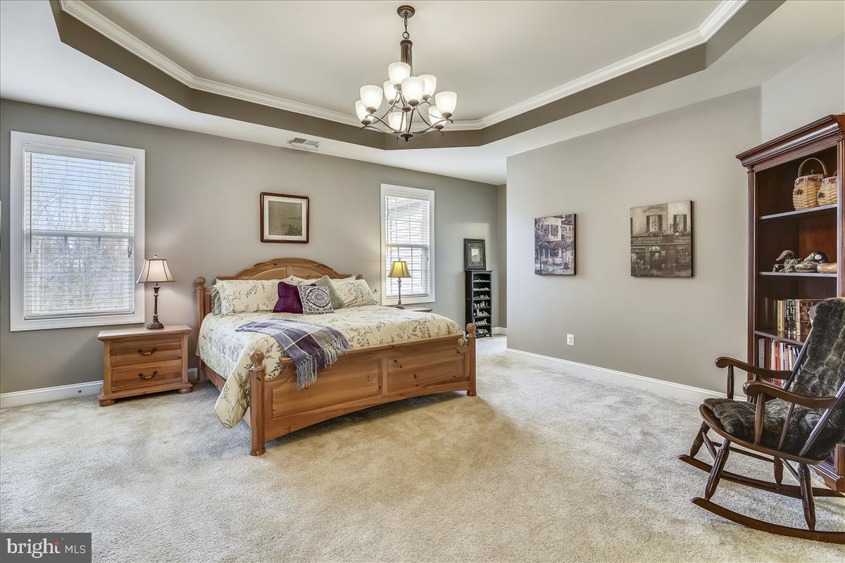 4431 Spring Run Road Warrenton, VA 20187 - Photo 40 of 71 Elegant Master Bedroom