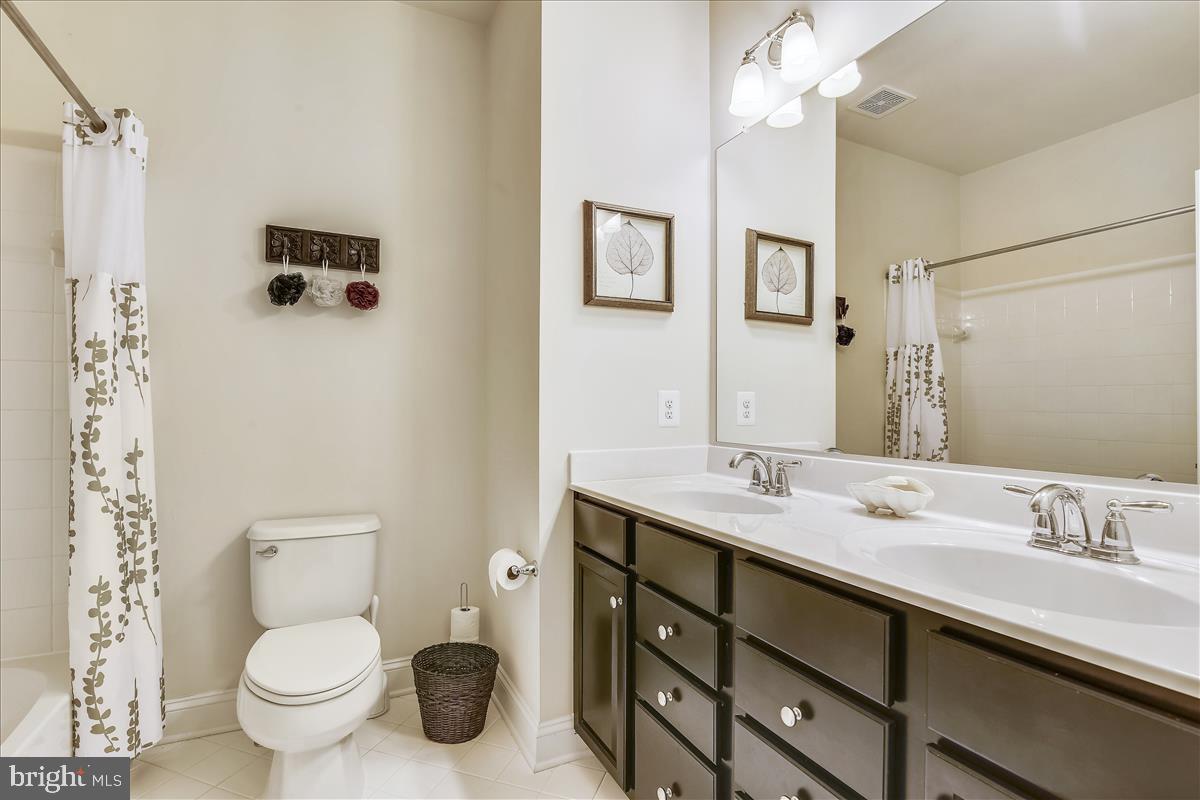 4431 Spring Run Road Warrenton, VA 20187 - Photo 51 of 71 Hall Bath