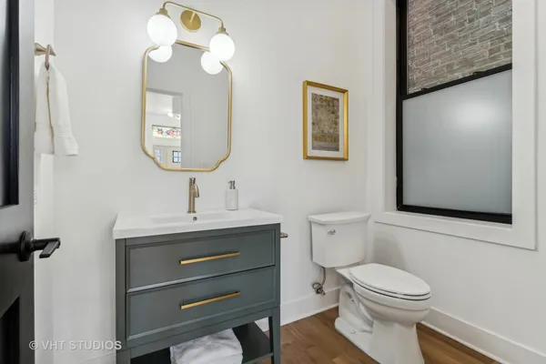 $1,574,500 | 2125 West Walton Street, Chicago, IL 60622