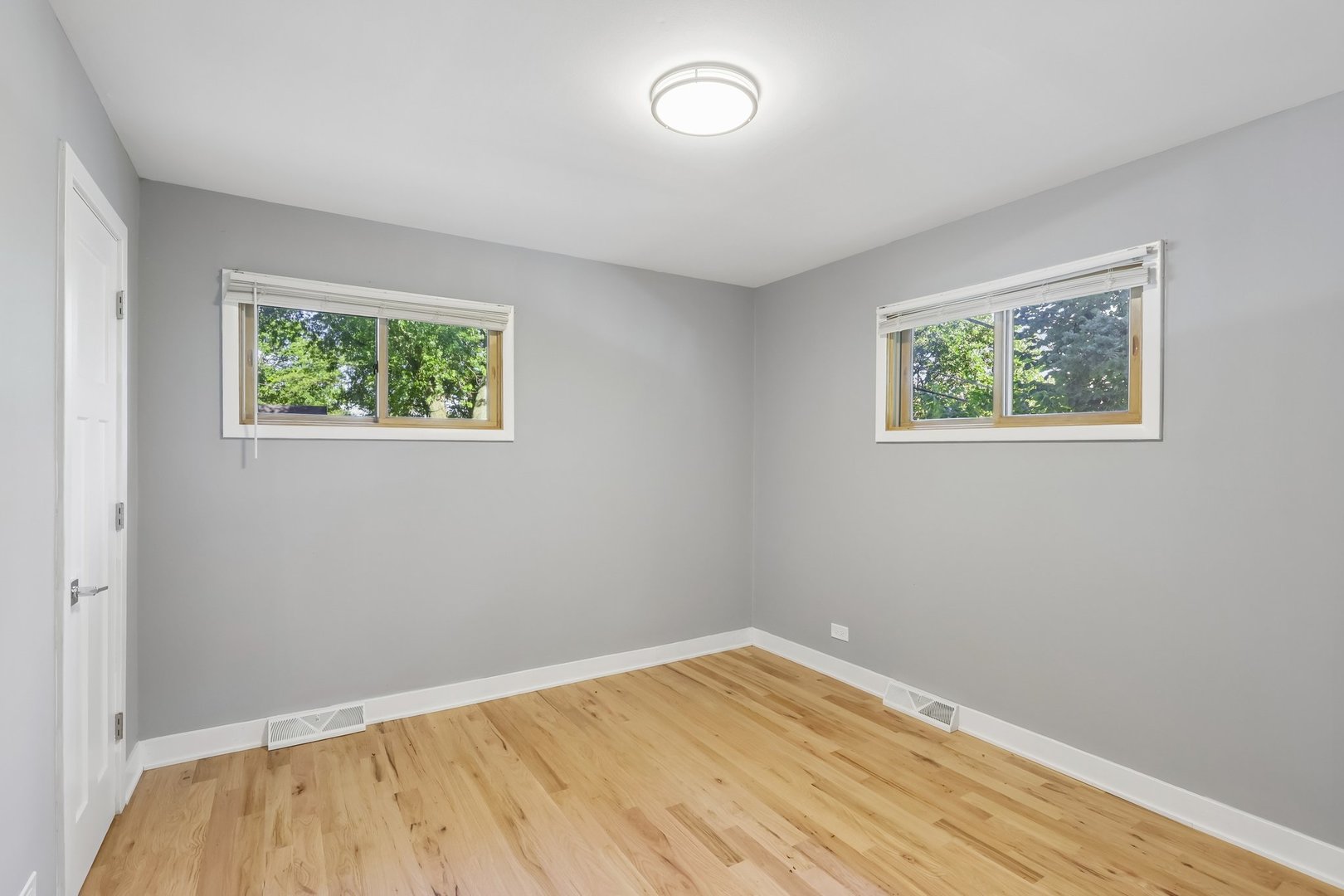 104 East Division Street Lemont, IL 60439 - Photo 16 of 30